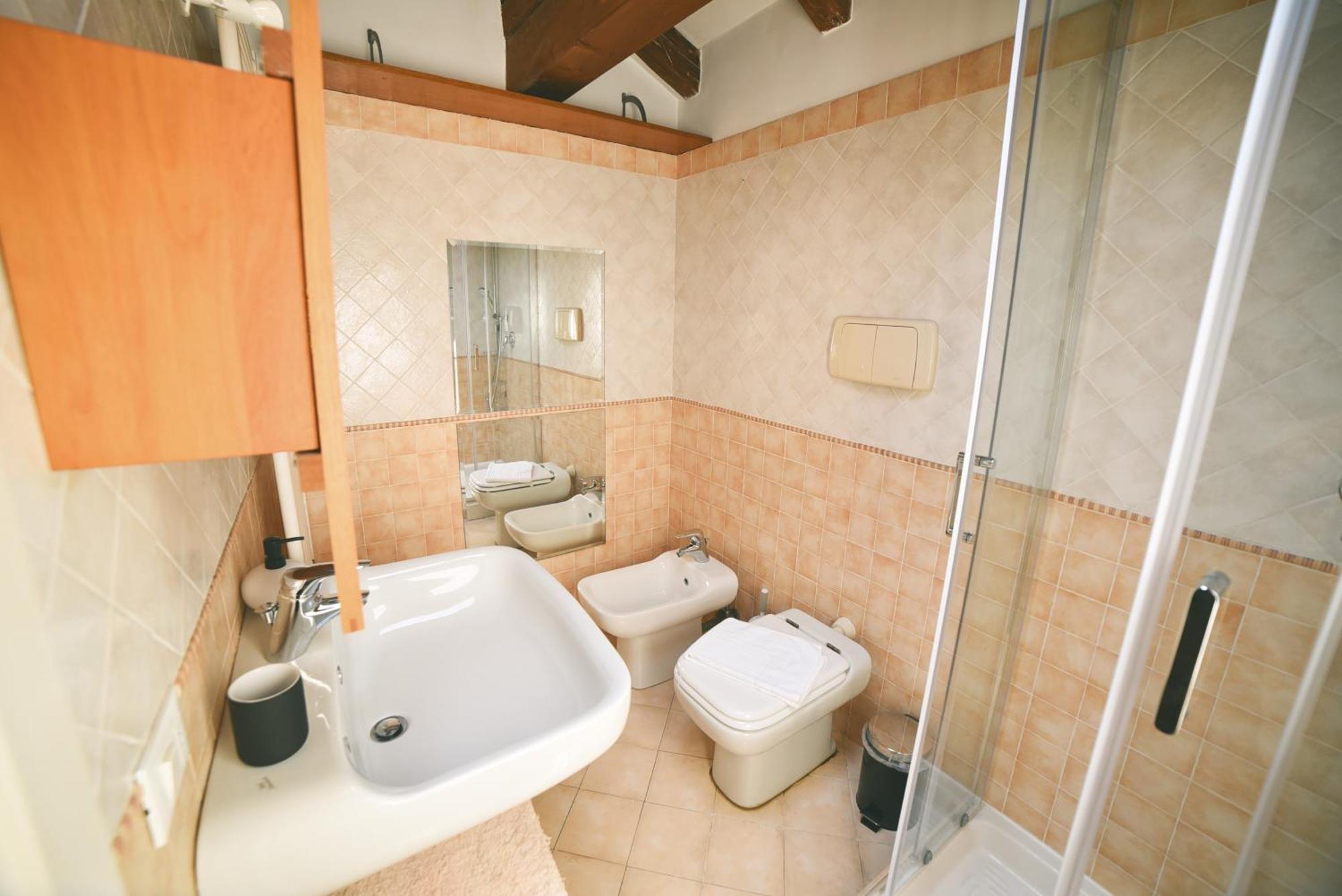 Ferienwohnung Le Dimore Di Mazzini Triest Exterior foto